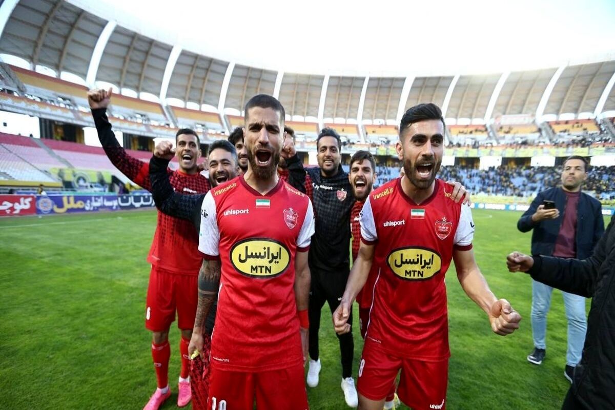 مهاجم خارجی بیاید، یکی از این ۳ پرسپولیسی می‌رود