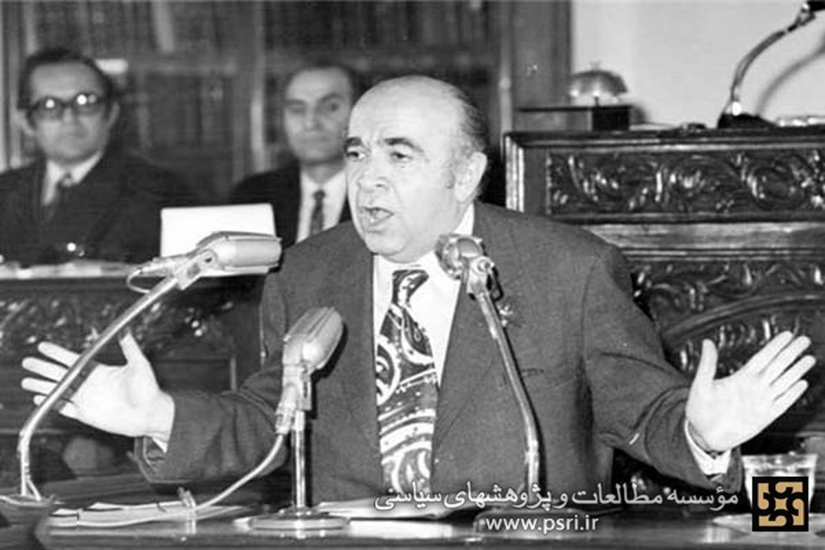 هویدا با گران فروشان چه می کرد؟