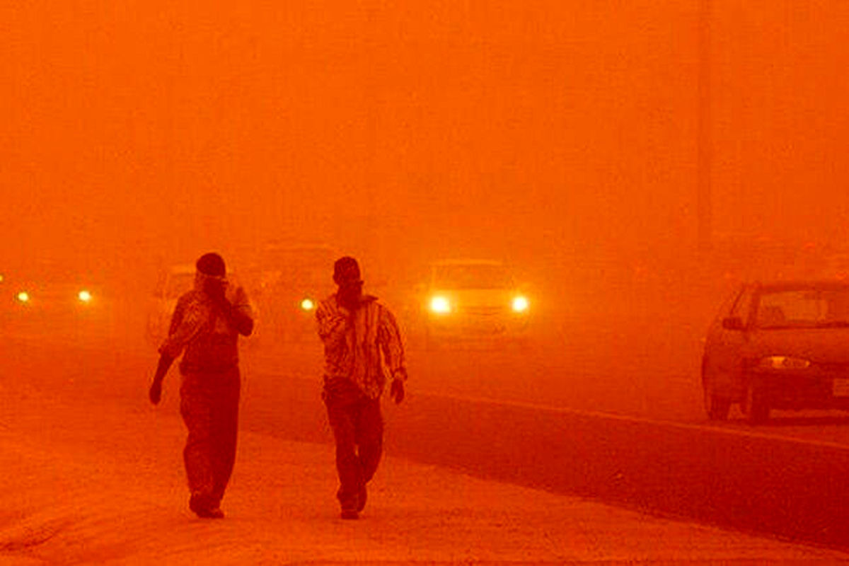 توفان در سیستان بیش از ۱۵۰۰ نفر را روانه بیمارستان کرد