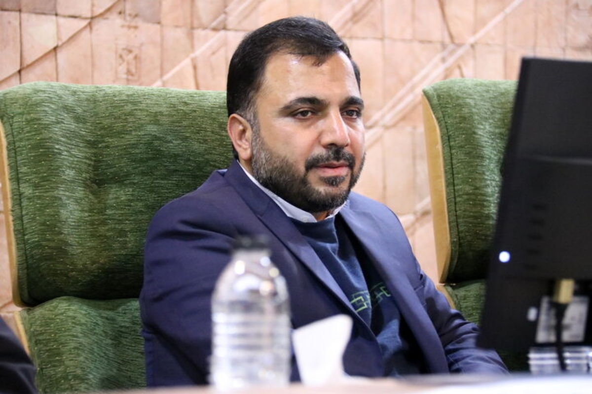 زارع پور ارتباطات کشور را متحول کرد