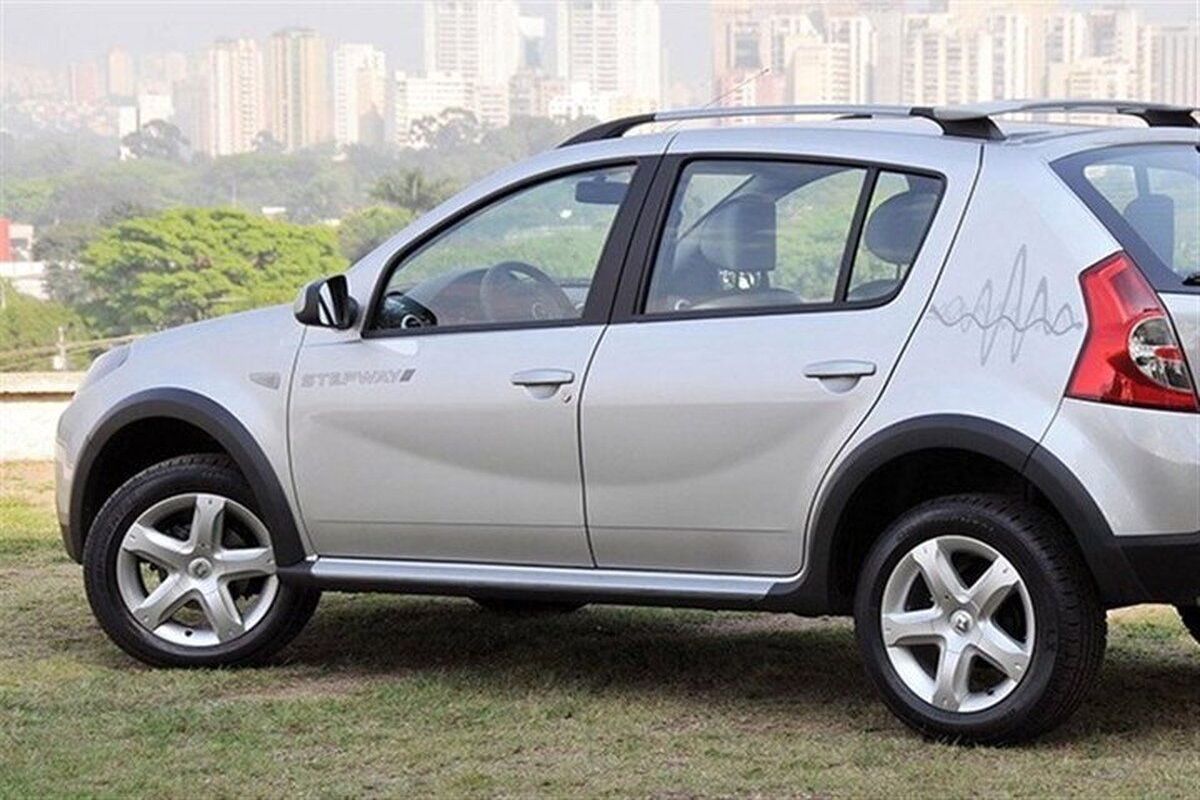 خودروی محبوب فرانسوی ۹۰۰ میلیون تومان شد!