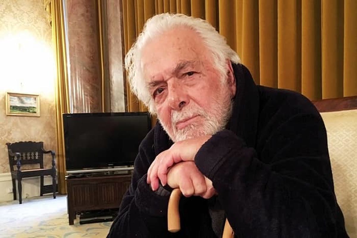 جسد این فرهیخته ایرانی سوزانده شد؟