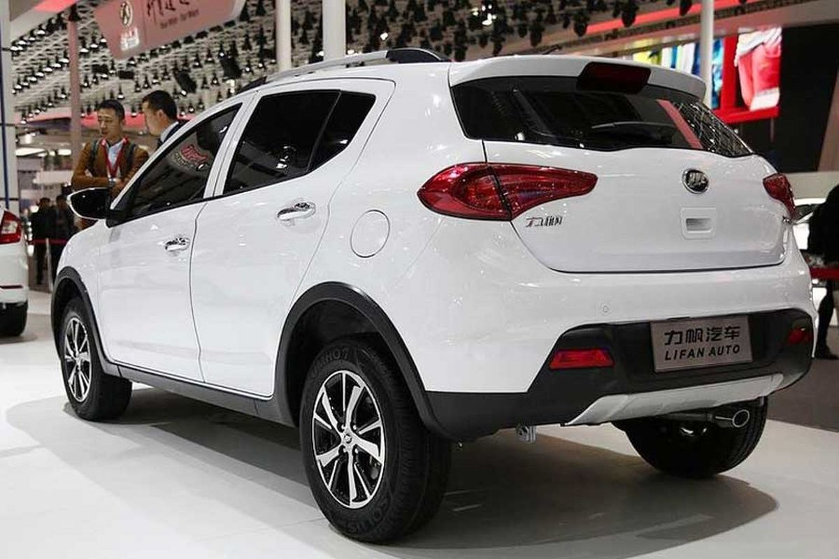 خرید این شاسی بلند ۱,۲۲۰,۰۰۰,۰۰۰ پول می خواهد!