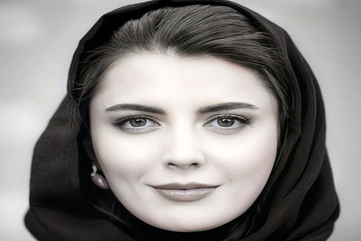 خانم بازیگر این بار حتی کلاه هم بر سر ندارد