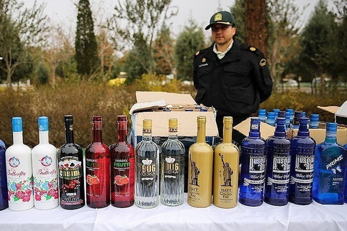 کشف ۹۰۰ لیتر مشروبات الکلی در دانشگاه علوم پزشکی