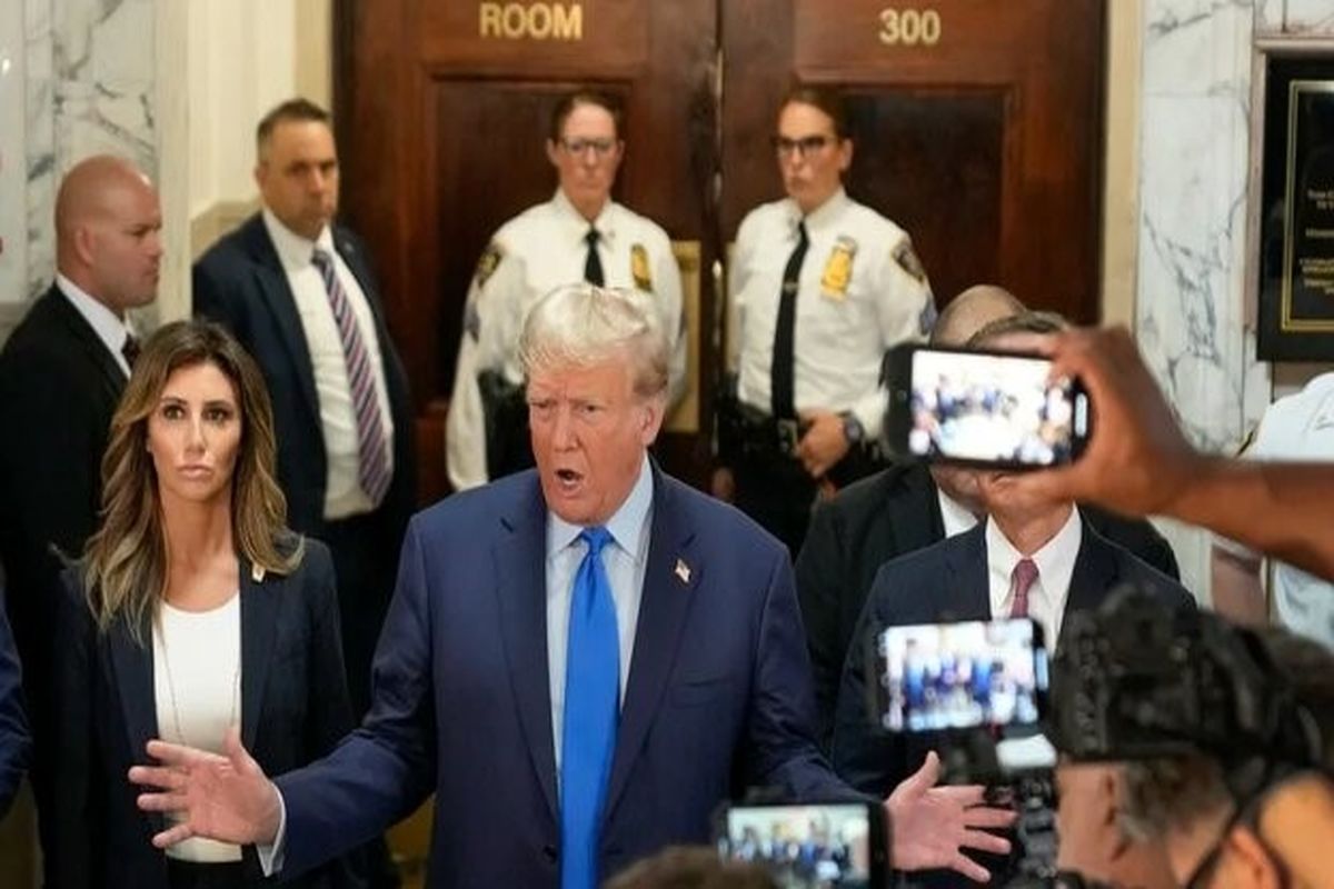 حمله دوباره ترامپ به بایدن این بار در دادگاه + فیلم و عکس