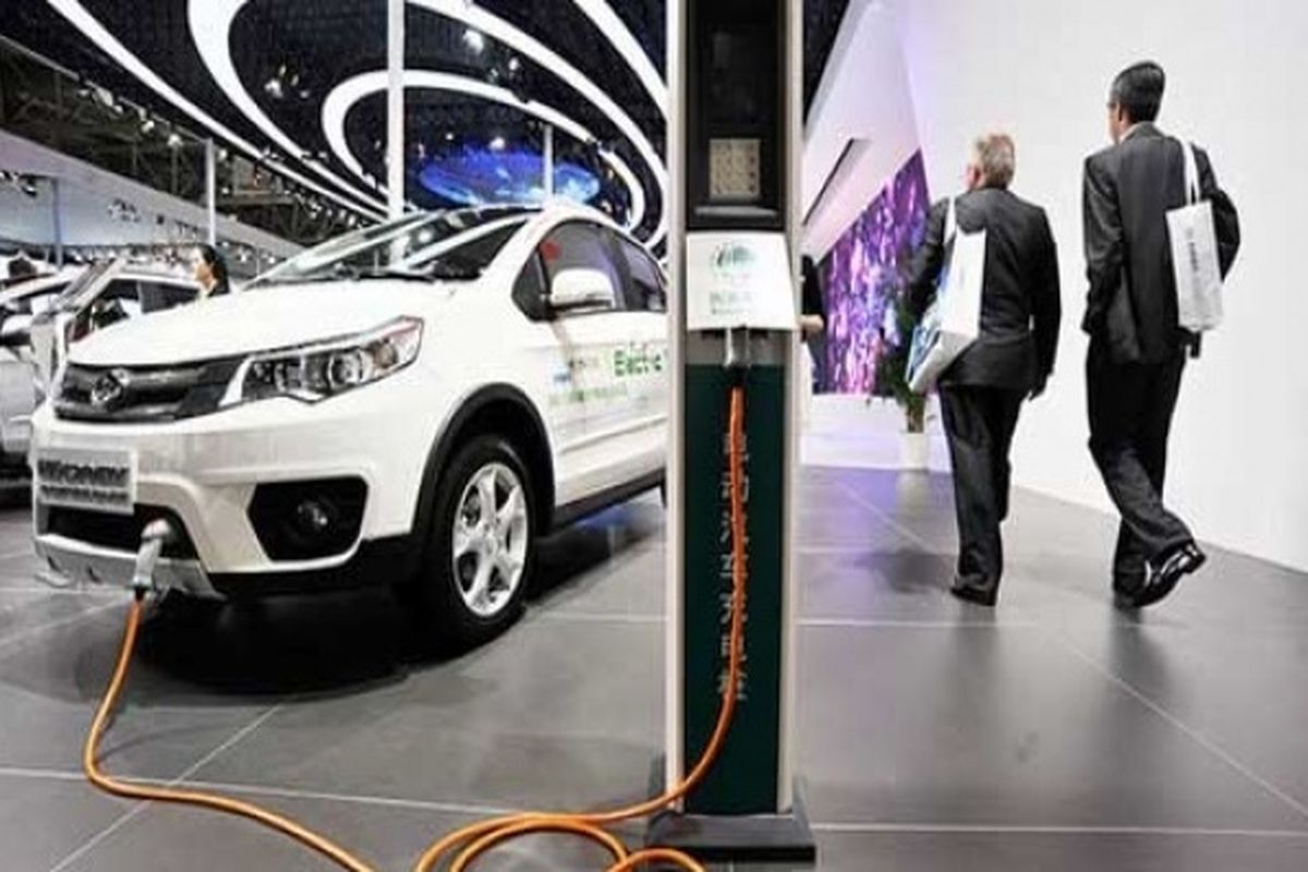 بازار خودرو تا سال ۱۴۰۴ متحول می شود