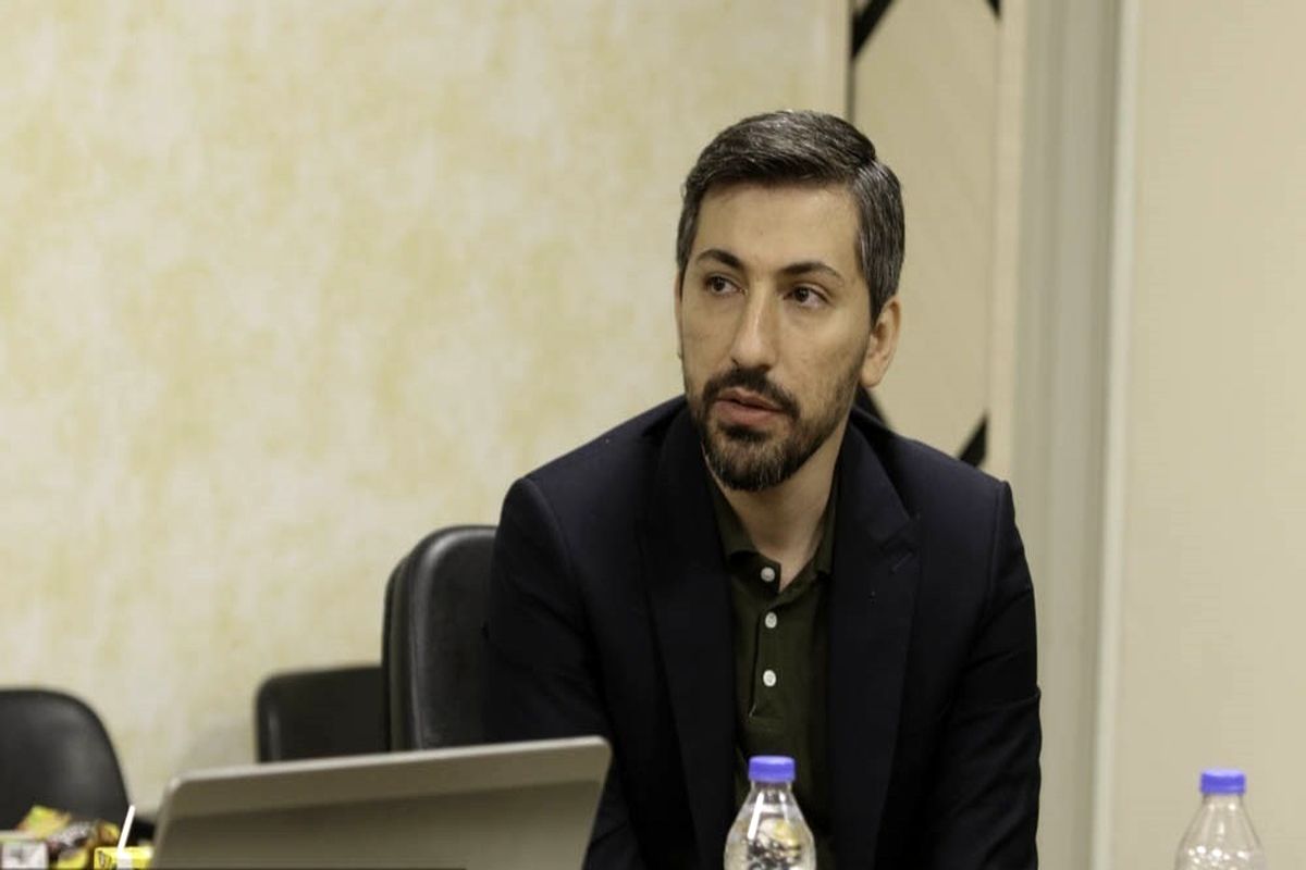 آغاز به کار باشگاه نخبگان ادبی با حضور ۴۵۰ نوجوان/ راه اندازی باشگاه نخبگان هنری از سال آینده