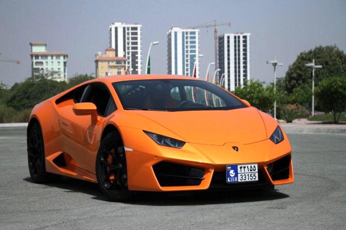 ۲۰ میلیون بدهید یک روز لامبورگینی سوار شوید + عکس