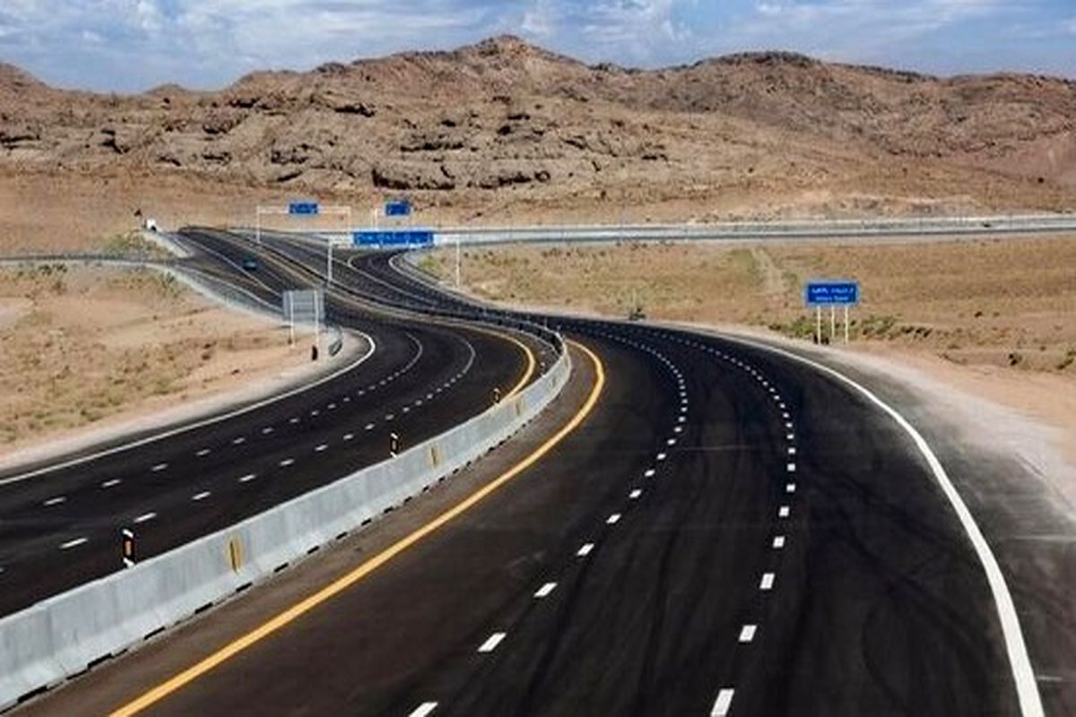 افتتاح آزادراه شیراز- اصفهان با حضور رئیس جمهور