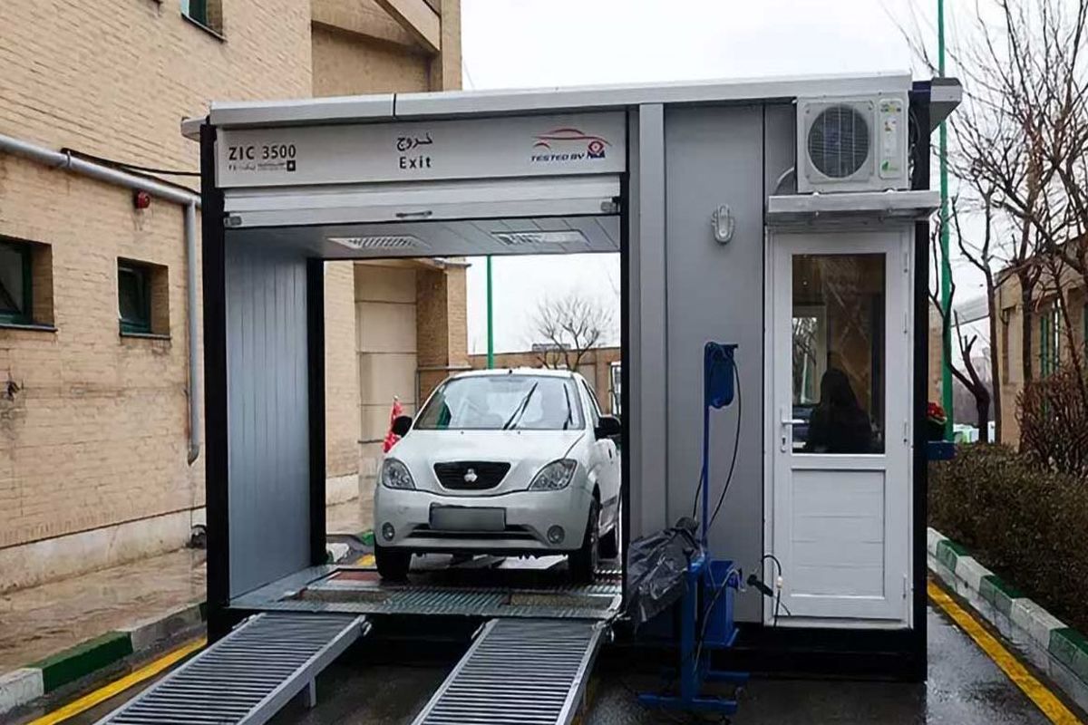 خودروهای صفر کیلومتر ناقص از کارخانه بیرون می آیند!