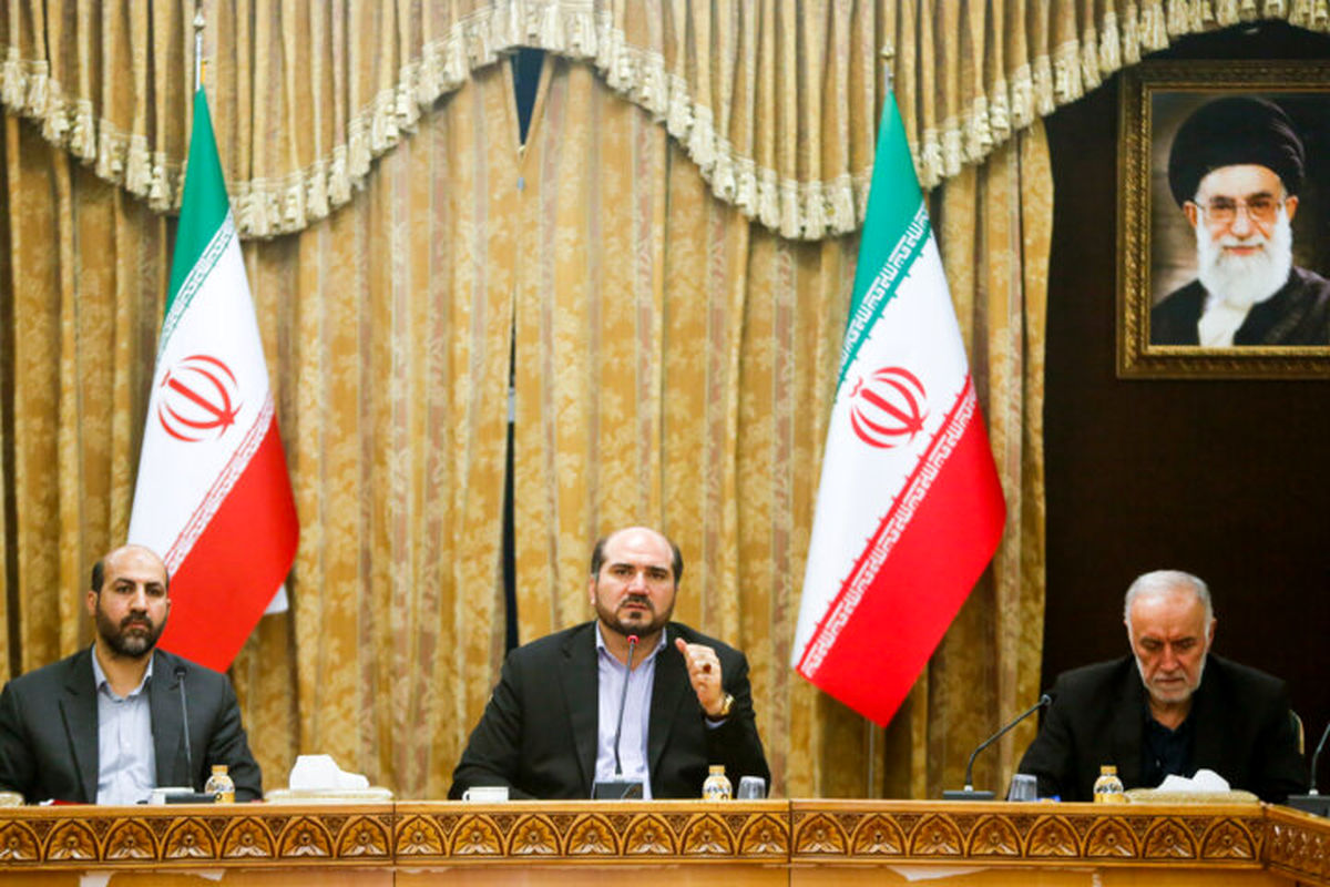 با بنگاه‌داری بانک‌ها برخورد می‌شود