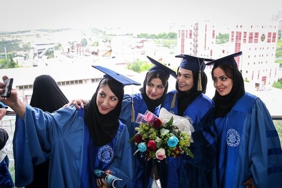 پوشیدن چکمه و کفش پاشنه بلند در این اماکن ممنوع شد