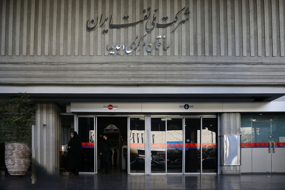 مجلس به دنبال بدهی ۵۰۰ همتی شرکت نفت