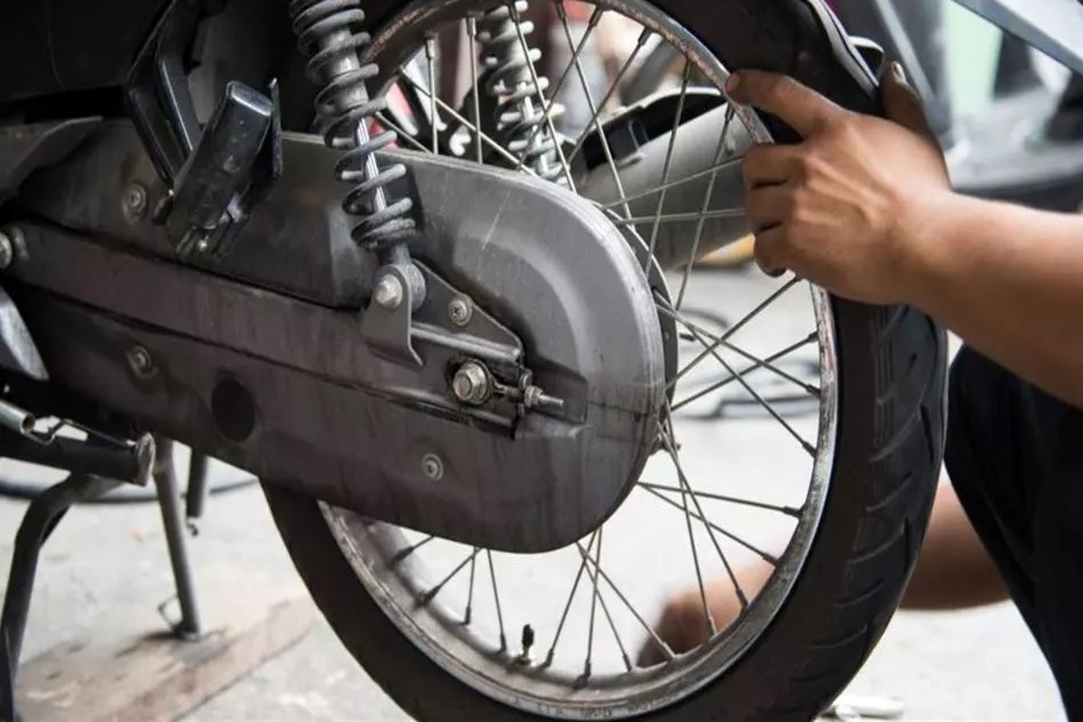 خرید لاستیک موتورسیکلت چقدر آب می‌خورد؟ / آخرین قیمت انواع لاستیک موتورسیکلت