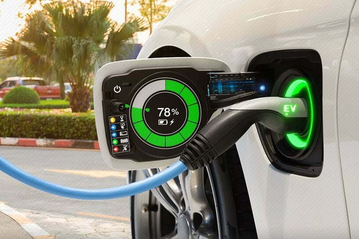 تا اخر سال خودرو برقی وارد می کنیم / واردات تاکسی برقی ۳۰۰ میلیون دلار خرج برداشت