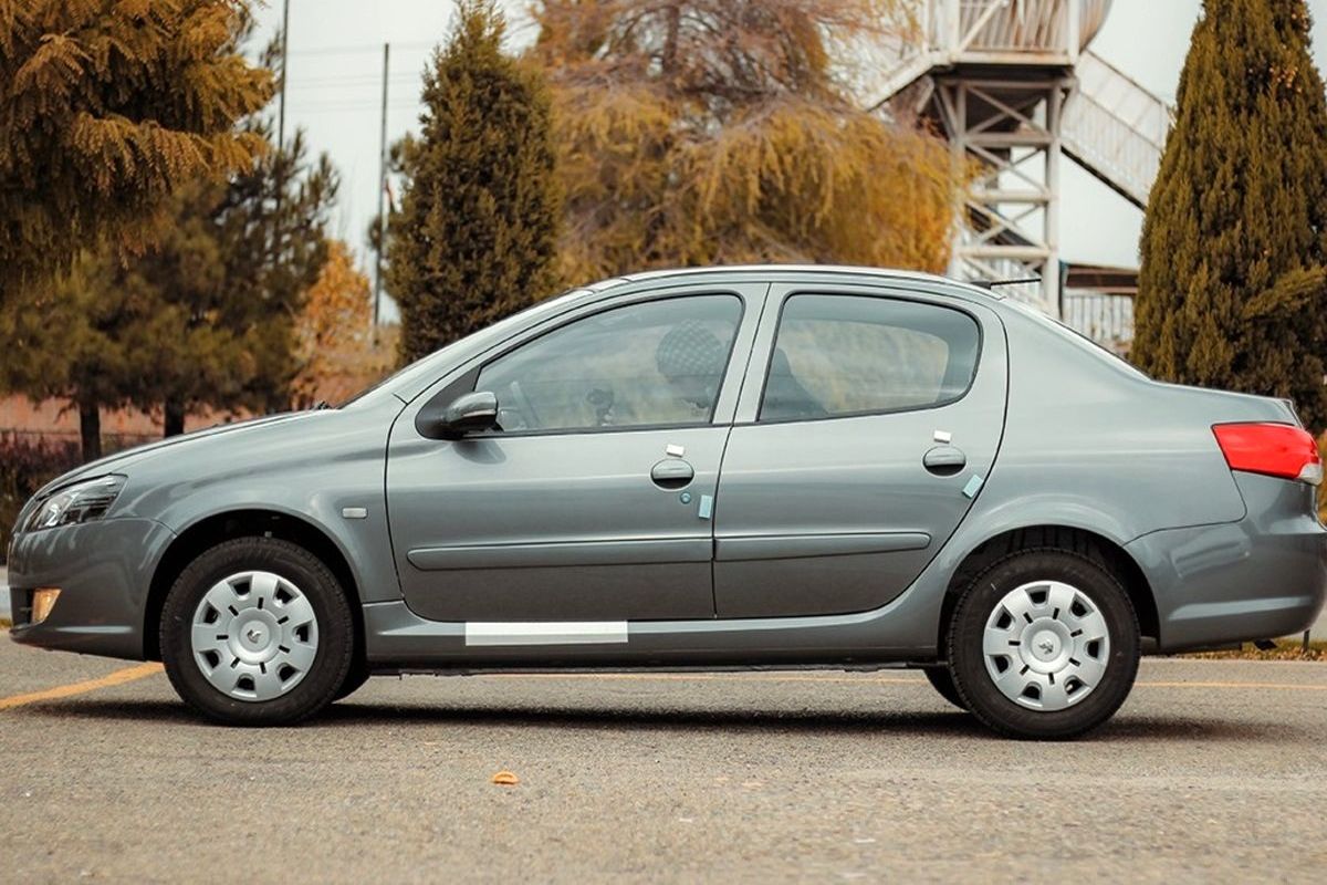 قیمت ارزان ترین خودروی ایران خودرو در بازار / رانا چند؟