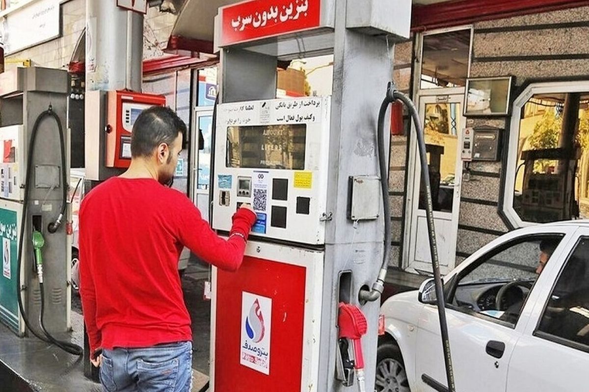 خطر تخصیص بنزین به هر کد ملی / سرنوشت قیمت بنزین چیست؟