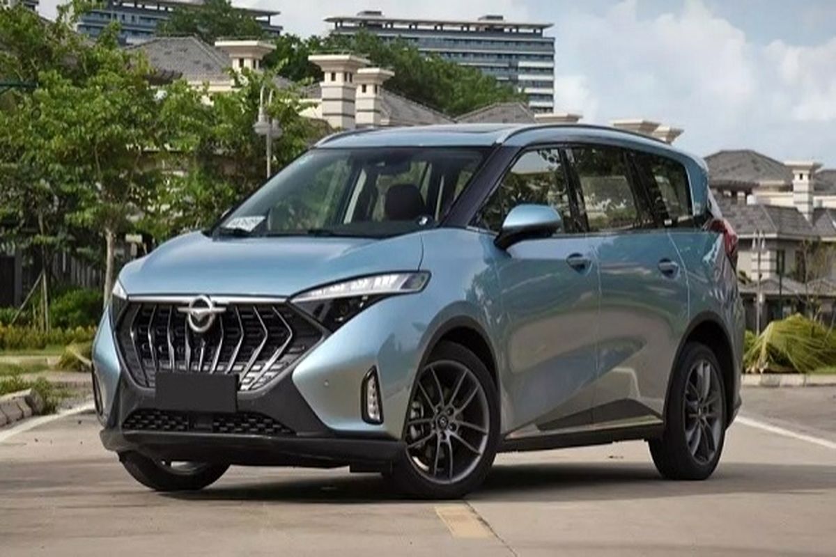 این خودرو ۳۰ میلیون گران شد / کدام مدل های هایما ارزان شدند؟