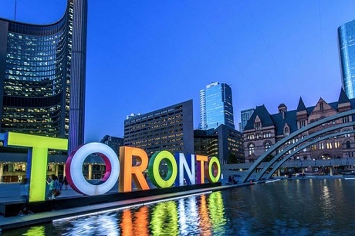 بهترین زمان سفر به تورنتو چه موقع است؟