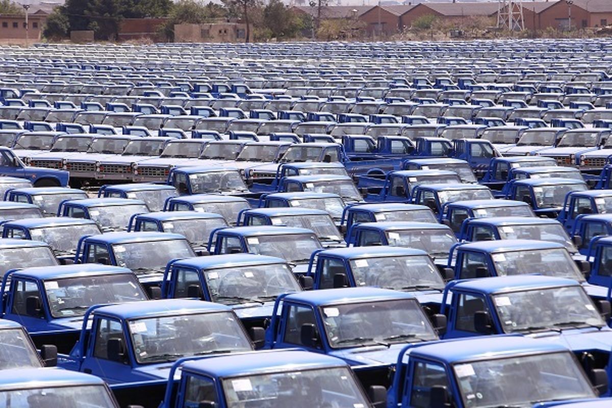 هایلوکس چمپ با نیسان آبی هم قیمت شد / محصول جدید تویوتا چه شکلی است ؟