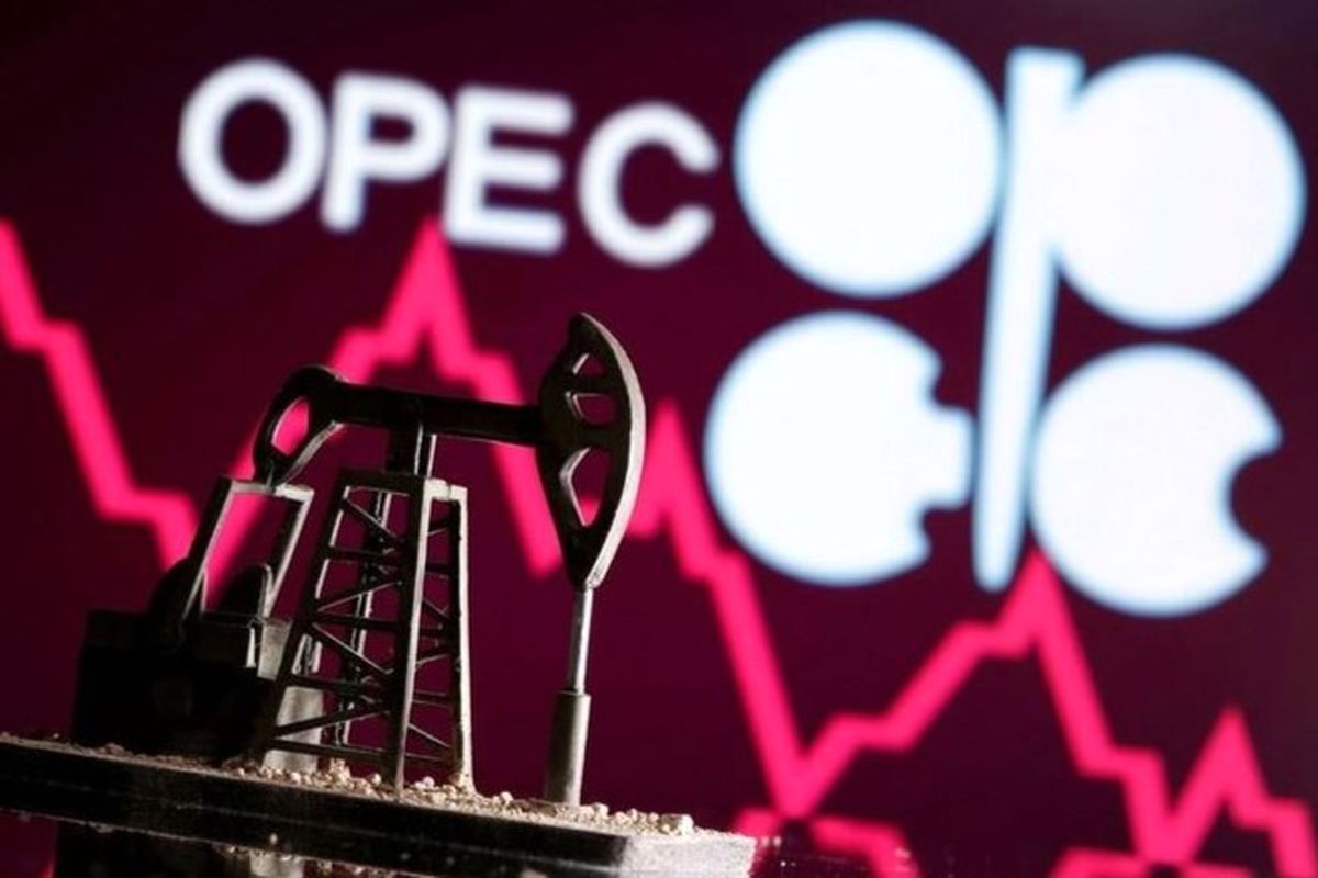 سقوط قیمت نفت به دلیل نارضایتی سعودی ها / نگرانی برای افزایش تولید نفت کارساز شد