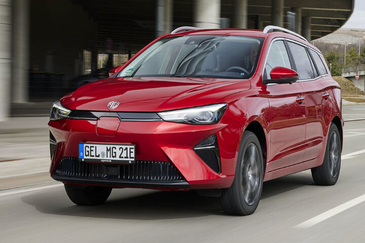 ضربه سنگین چای دبش به واردات خودرو / آماری که هوش از سر شما می برد