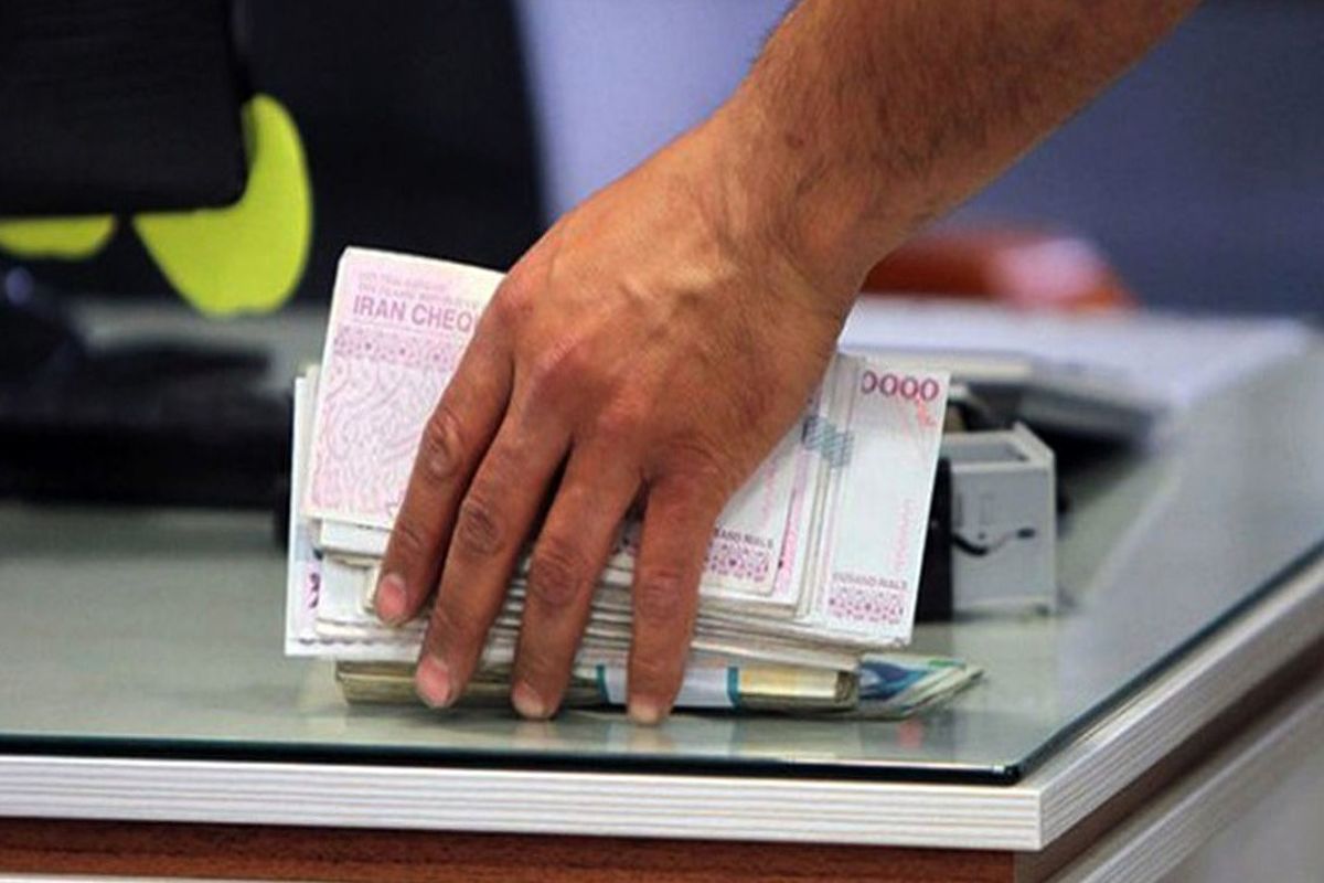 افزایش سقف تسهیلات این دو بانک به ۳۰۰ میلیون / تعیین سقف تسهیلات تکلیفی از مجلس گرفته  می شود؟