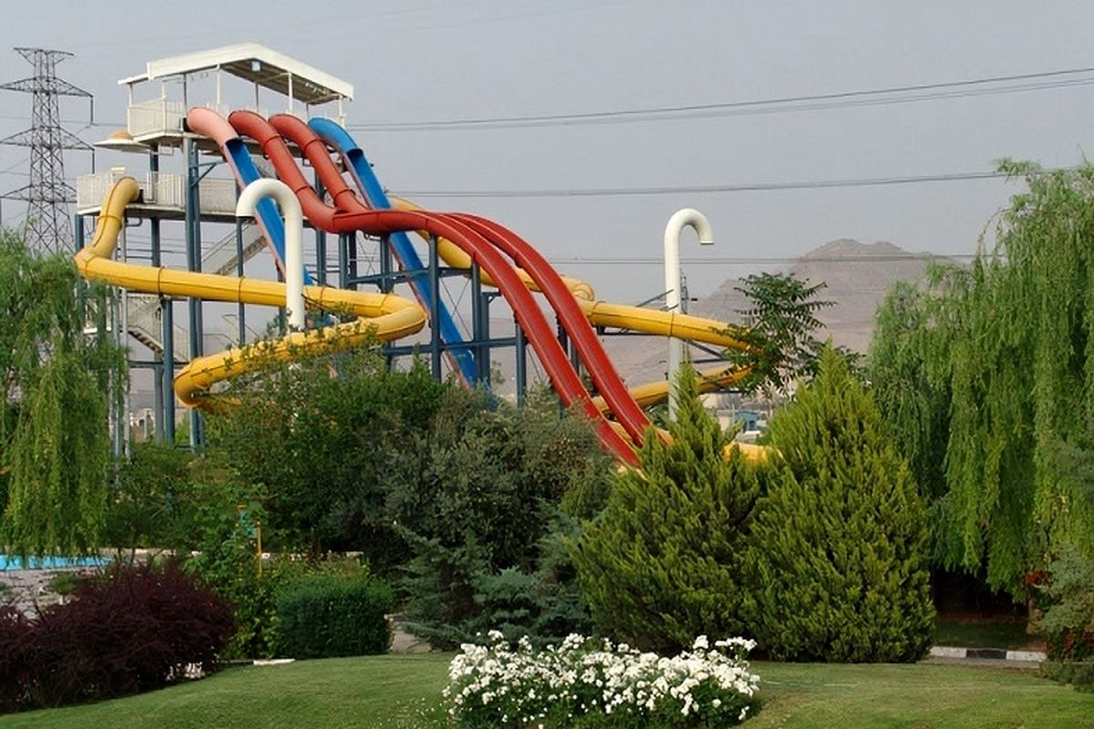 تبلیغ خاطره انگیز پارک آبی تهران در دهه ۸۰ / مژده تابستانی به تهرانی ها + فیلم