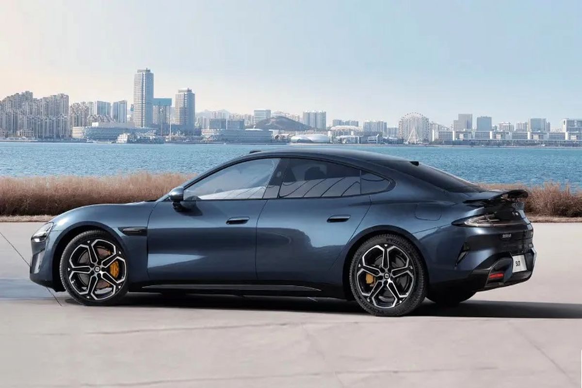 ببینید / خودروی مدرن و فوق لاکچری شیائومی