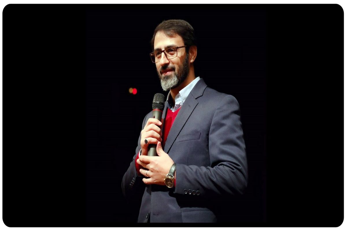 احمدزاده: مردم نقش مهمی در رشد اقتصادی بازی می‌کنند