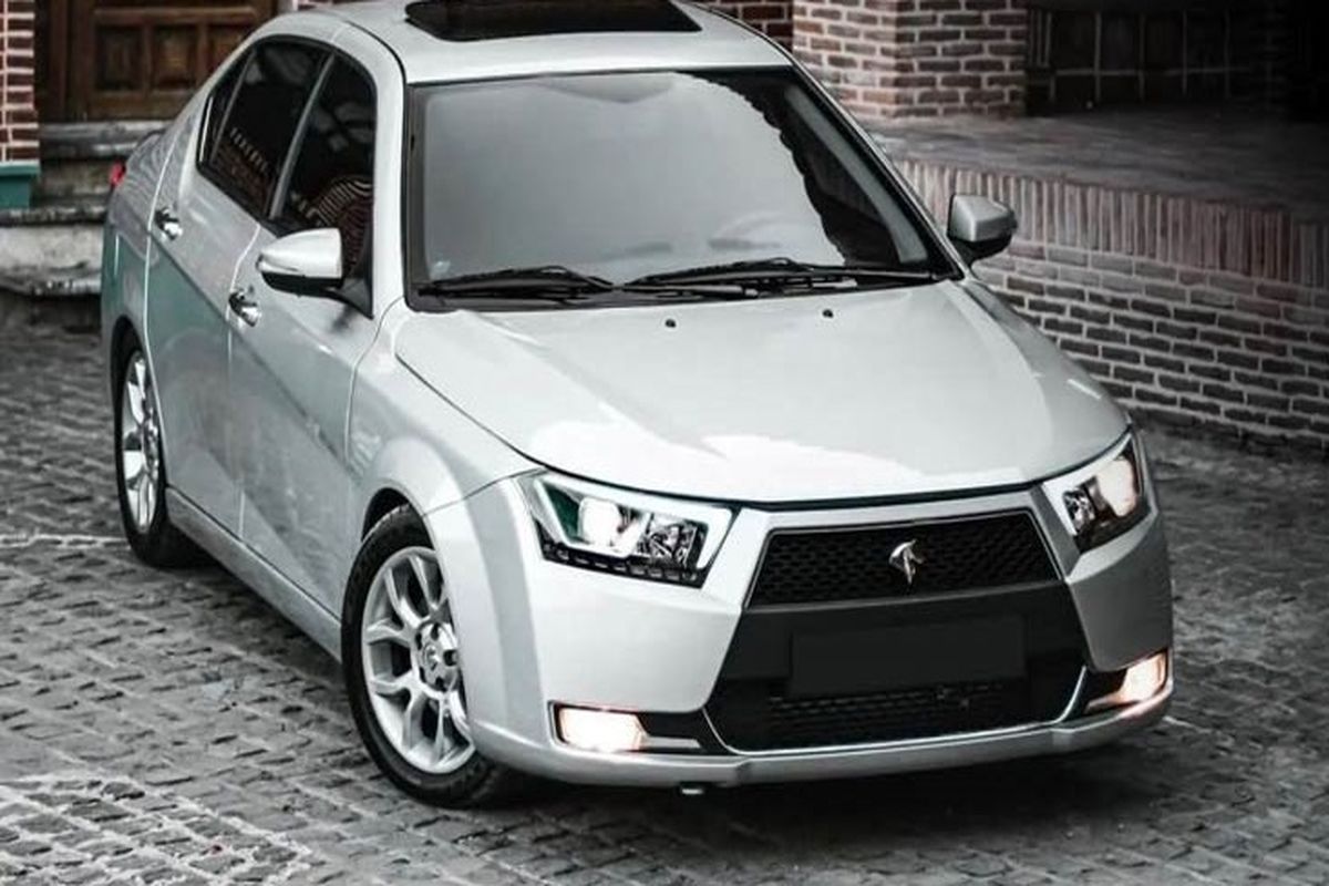 شکار دنا سوپر لوکس در خیابان‌های خارج از کشور + فیلم