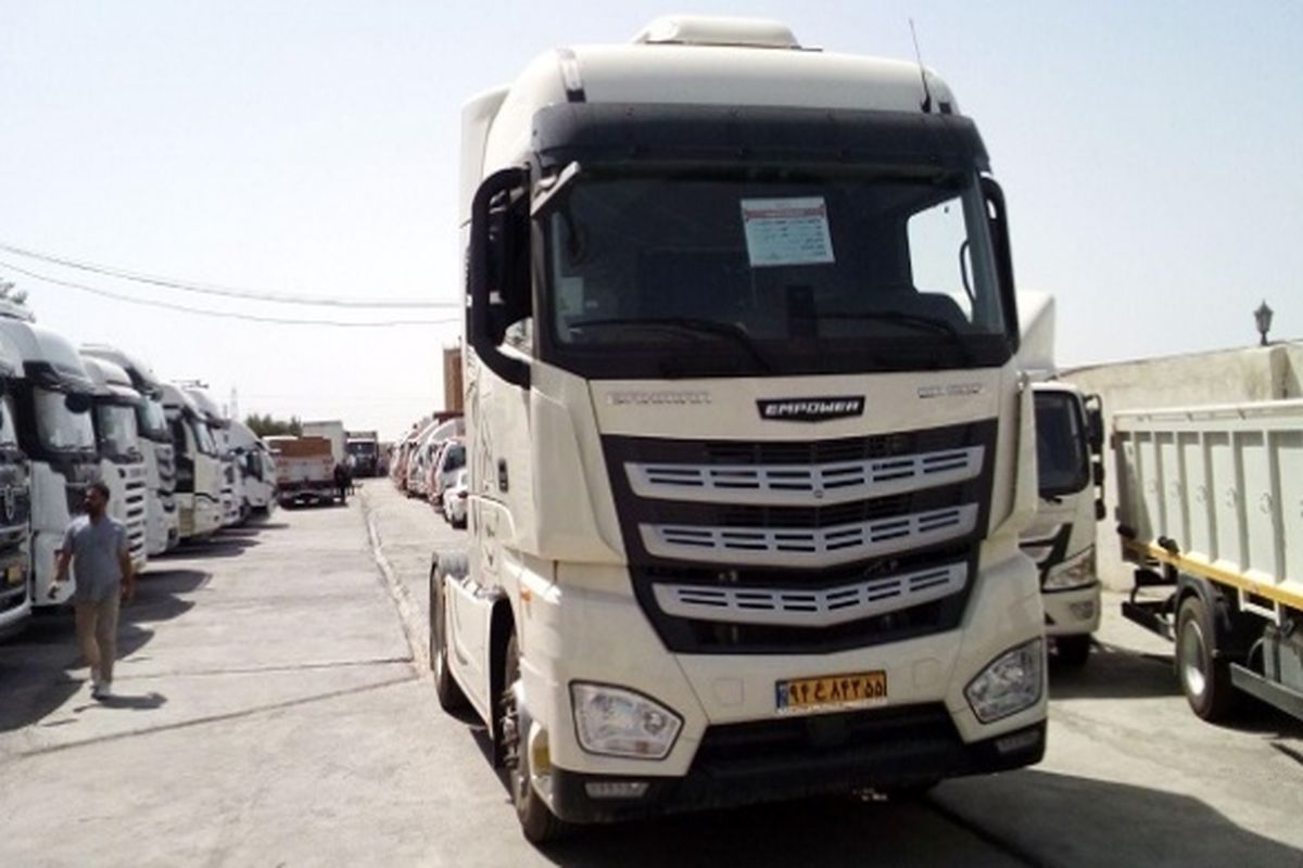 قیمت جدید کامیون در نمایشگاه های خودرو / خرید کمپرسی و باری چقدر پول می خواهد؟