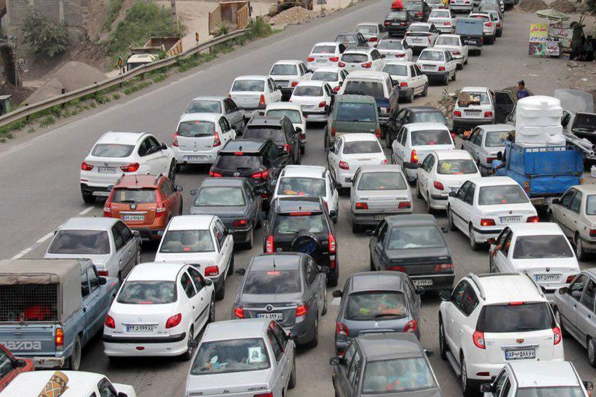 آخرین وضعیت ترافیکی آزادراه تهران شمال / چالوس یکطرفه شد