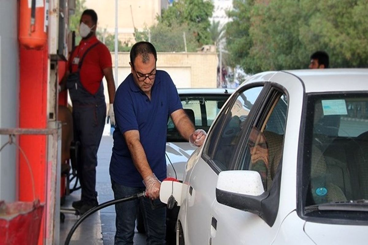 بنزین نوروز فراهم است / توصیه وزیر نفت به مردم در تعطیلات سال نو