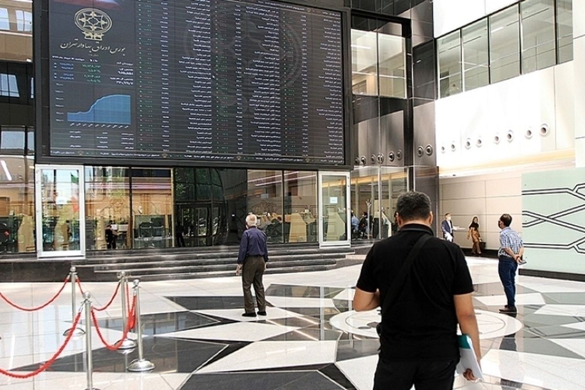 بازار بورس را برای مردم جذاب کنید تا همه سرمایه گذاری کنند