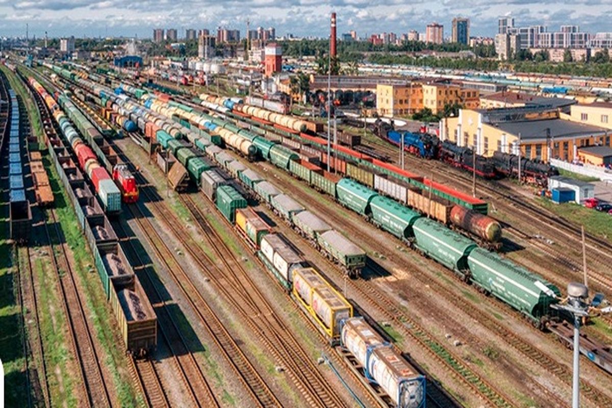 صنایع حمل و نقل ریلی کشور در یک قدمی خودکفایی