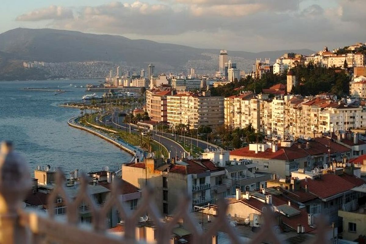 سفر به شهر ازمیر ترکیه در اردیبهشت چقدر خرج روی دستتان می گذارد؟ + جدول قیمت