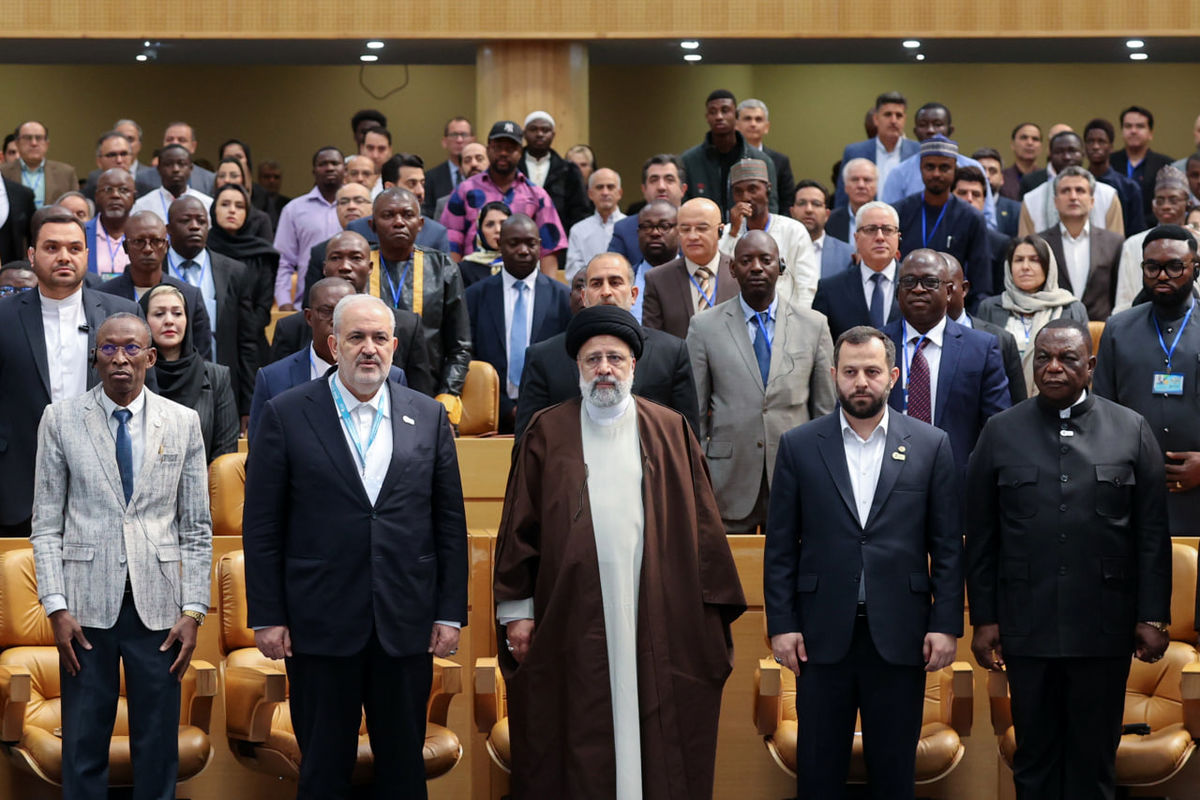 اجلاس بین المللی با امکانات دهه ۶۰ / باز هم کوتاهی در حق رسانه ها