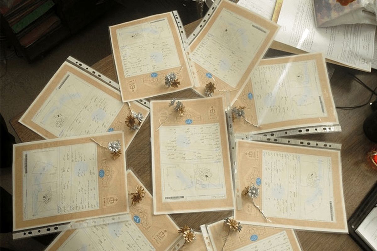 بساط جعل اسناد جمع می شود