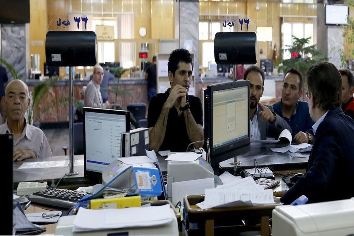 خیال اتباع خارجی از دسترسی به خدمات بانکی راحت شد