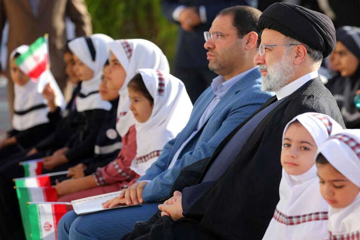 شهید رئیسی برای فرهنگیان چه کرد؟ + جزییات ۱۰۰۰ روز خدمت