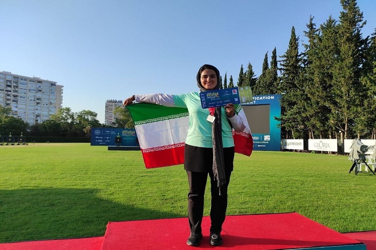 مبینا فلاح: از پاریس دست خالی برنمی گردم / مصائب خرید تجهیزات مدرن تیروکمان