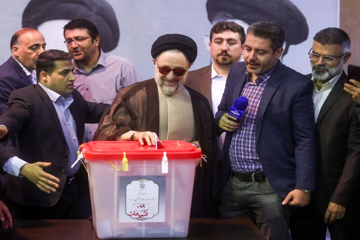 خاتمی در انتخابات حاشیه ساز شد