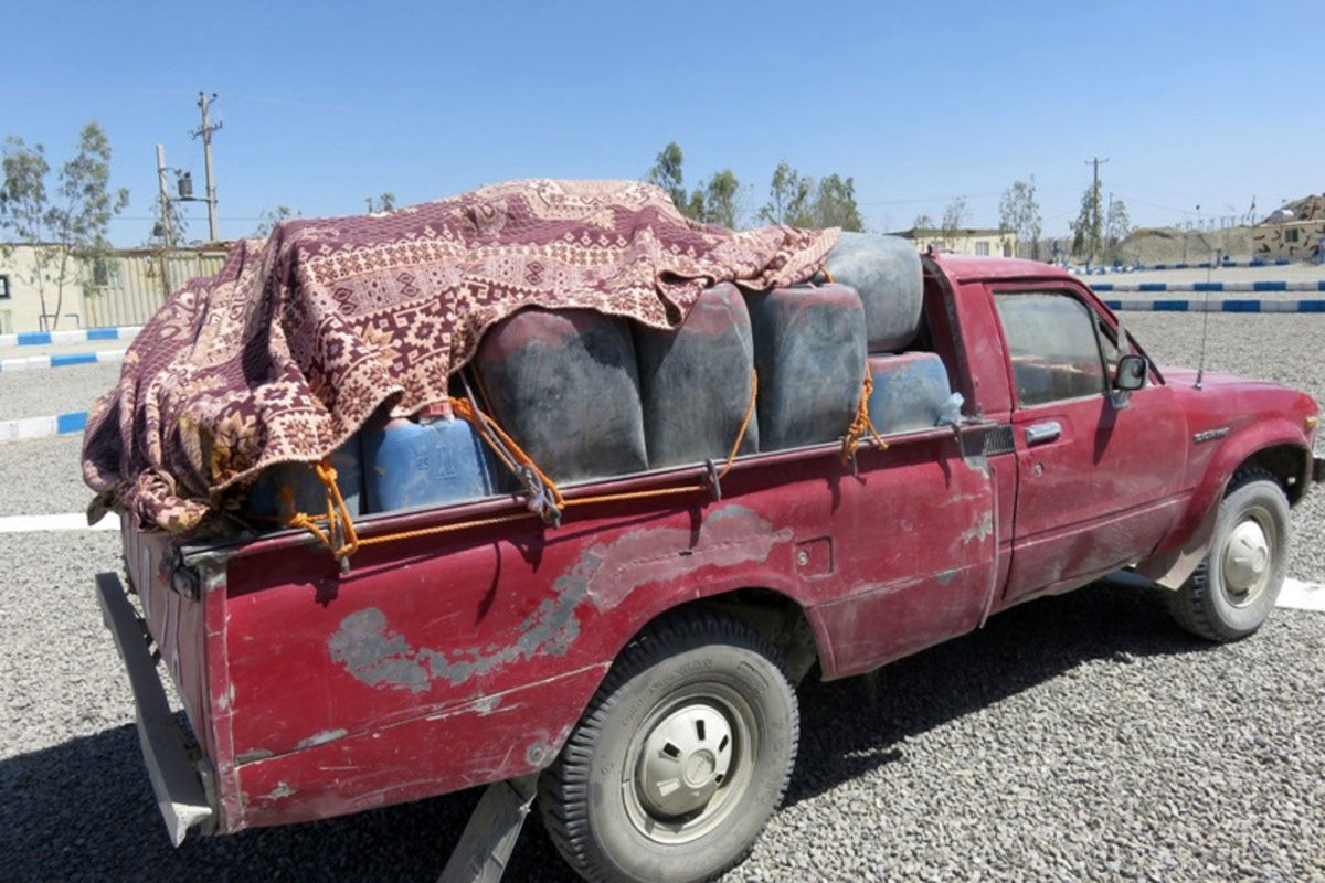 سوخت ایران را می دهیم انبه پاکستان می گیریم!
