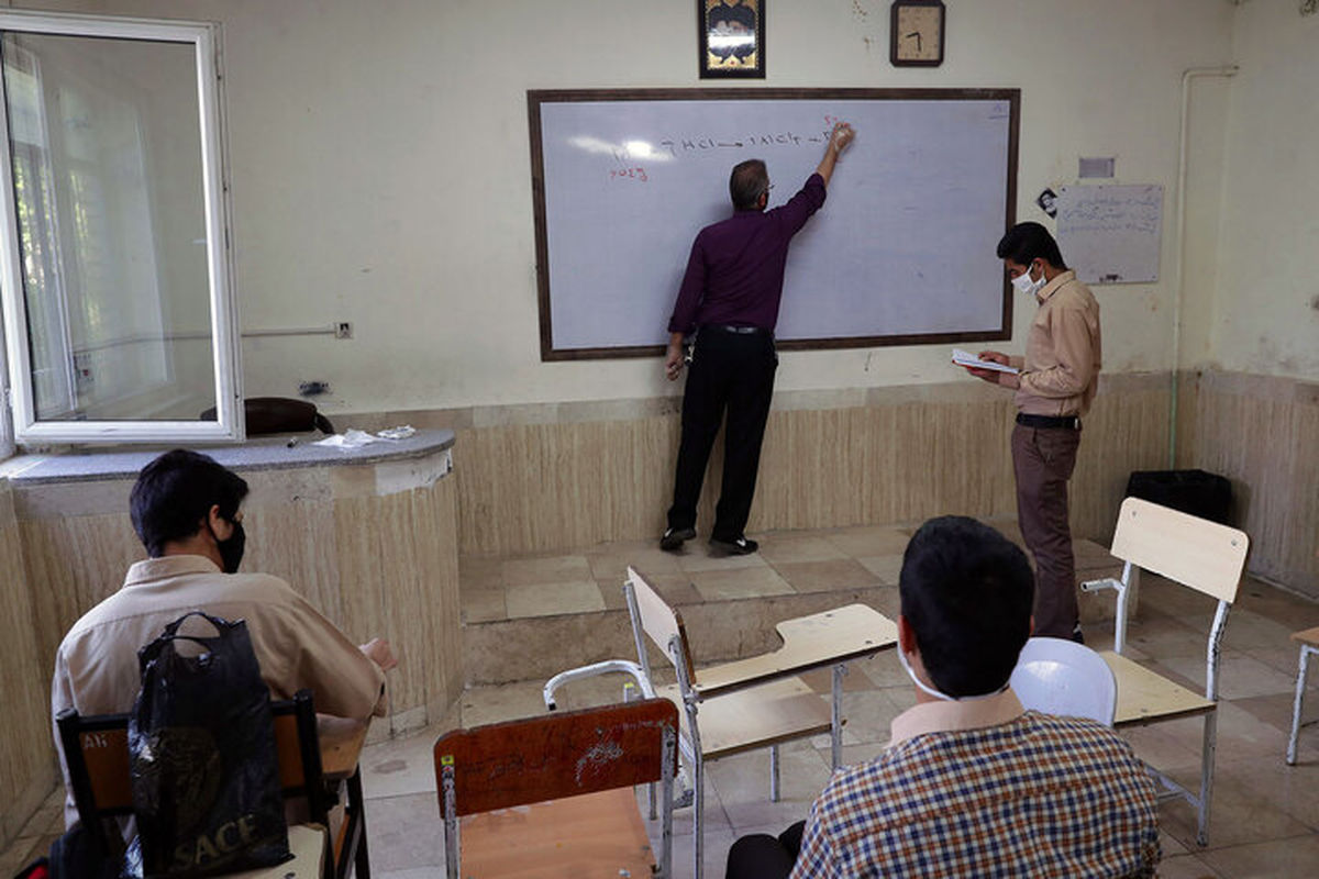 این فرهنگیان استخدام آموزش و پرورش می‌شوند