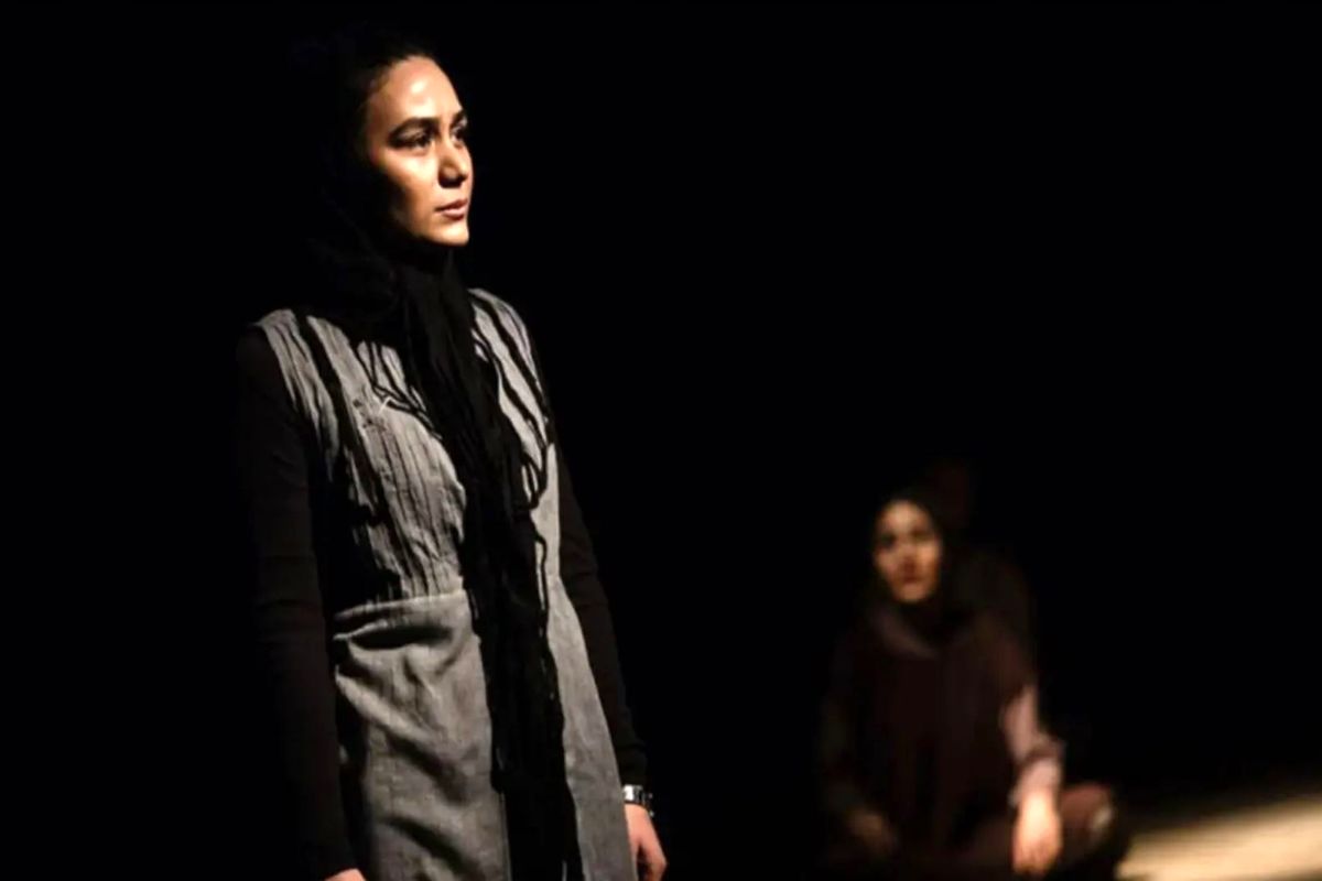 بازیگر زن جوان خودکشی کرد