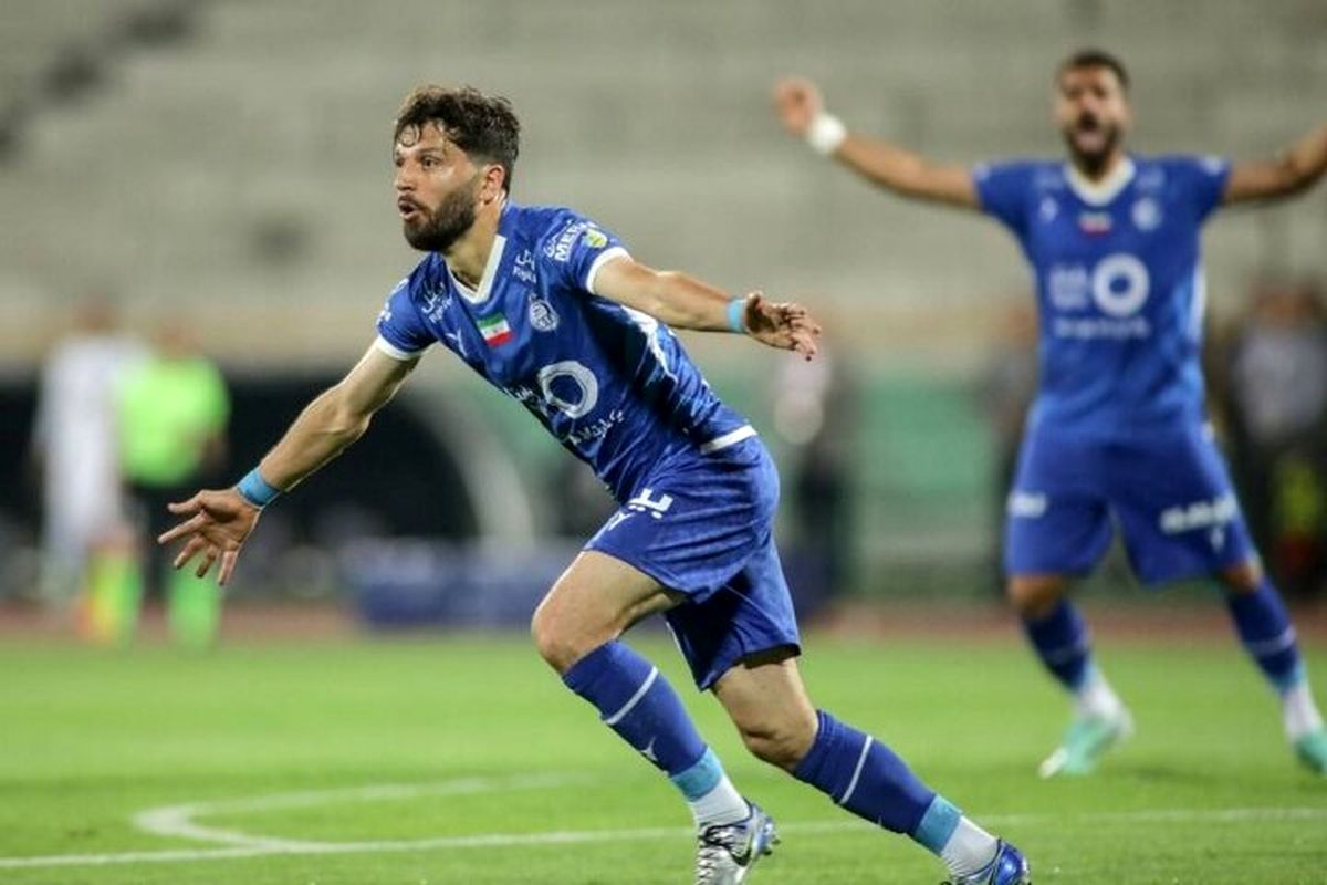 ماجرای درگیری ستاره استقلال با هواداران