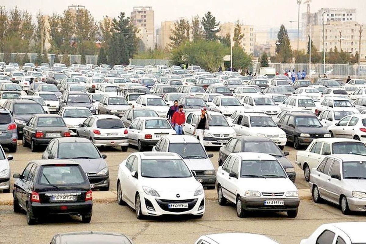 رقابت خودروهای داخلی و خارجی بر سر تورم!