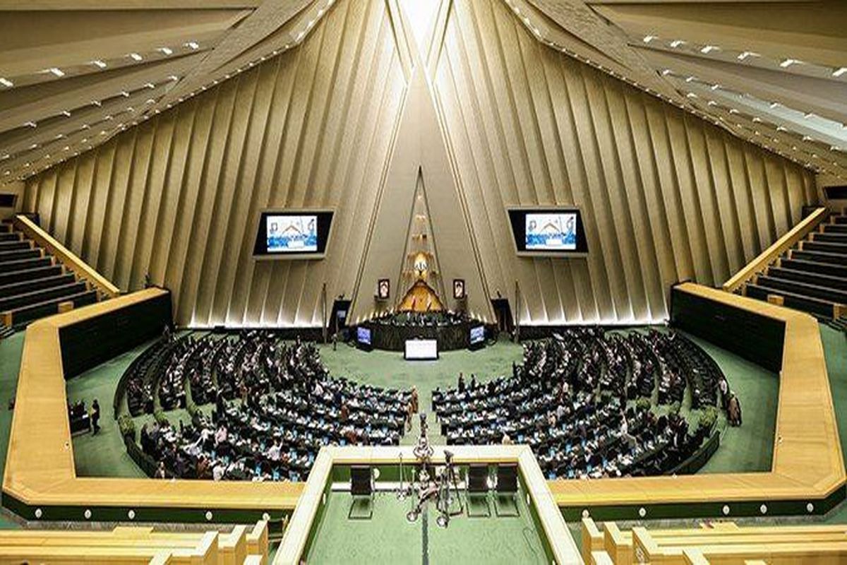 مصوبه مجلس برای اعطای خودرو به ادارات آموزش و پرورش